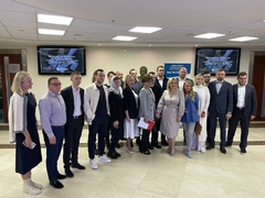 Магистранты базовой кафедры министерства жилищно-коммунального хозяйства Московской области Школы бизнеса и международных компетенций МГИМО получили студенческие билеты