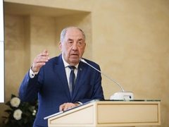 Умер глава Комиссии Общественной палаты РФ по ЖКХ Игорь Шпектор