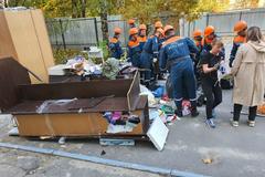 В подмосковном Ногинске приступили к разбору части дома, поврежденного взрывом бытового газа, начали возвращать личное имущество жителям