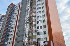 Во Власихе продолжаются работы по обновлению фасадов многоквартирных домов